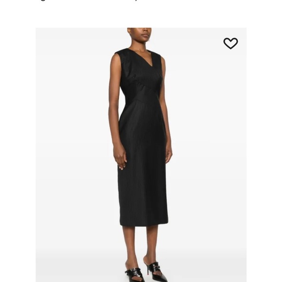 Alexander McQueen pinstripe structured midi dress - Picture 2 of 16